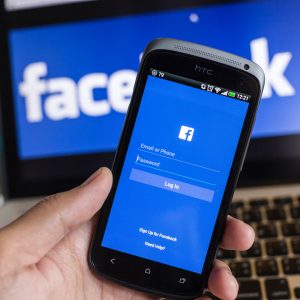 Trobar treball fent servir el teu perfil de Facebook